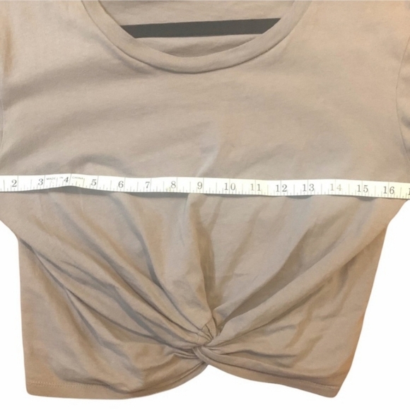 Wilfred free Oracle crop tee - Picture 4 of 4